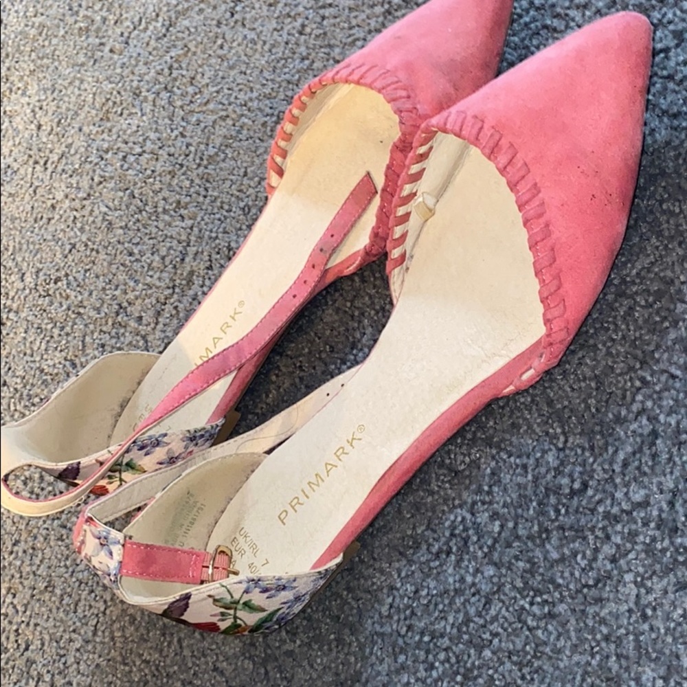 Pink flat sandals